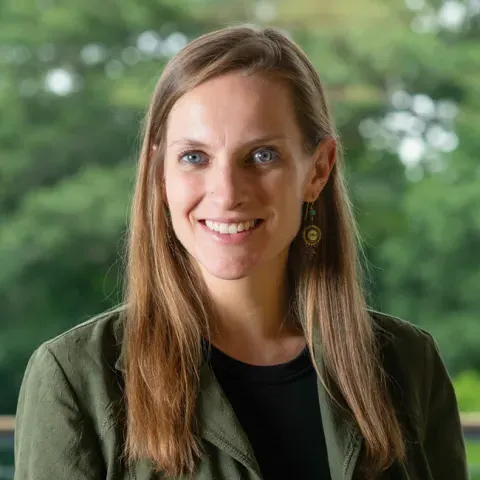 Headshot of Jennifer Brousseau